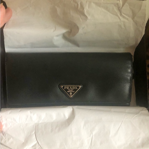 Prada Saffiano leather snap wallet with box - Picture 5 of 15